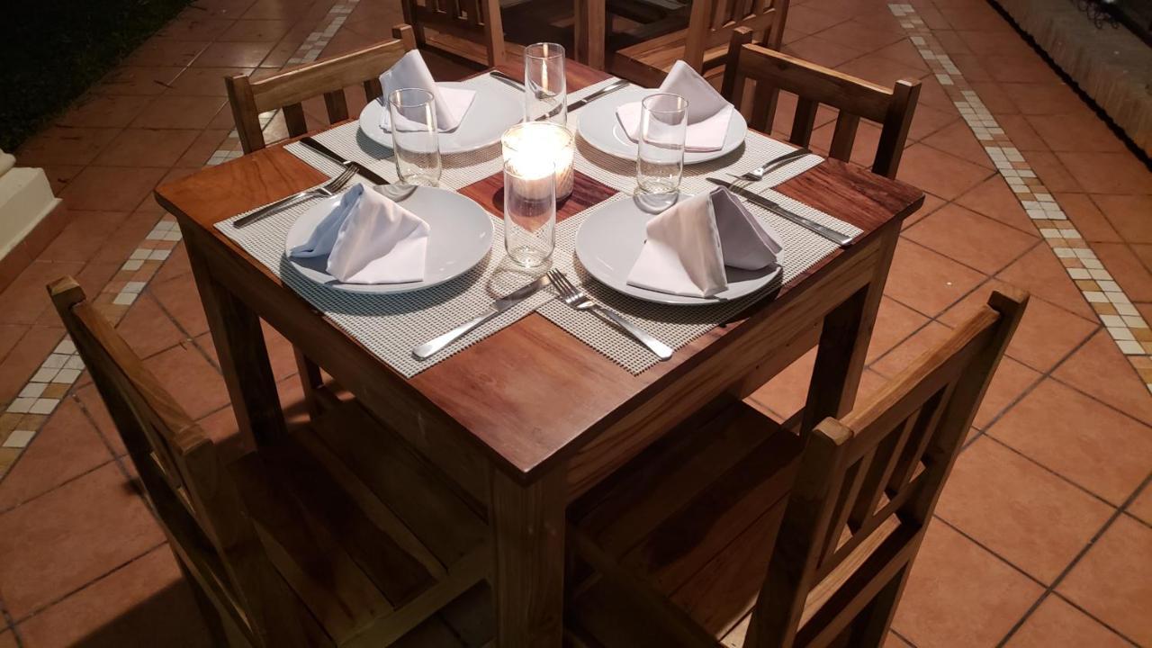 Domus Hotel Сан Салвадор Екстериор снимка