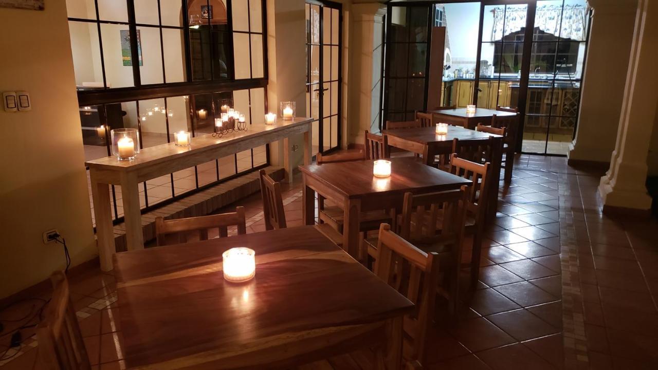 Domus Hotel Сан Салвадор Екстериор снимка